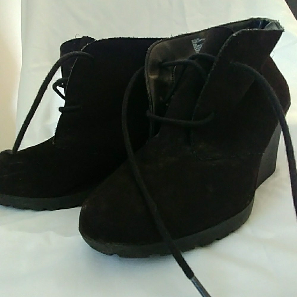 Black Booties.